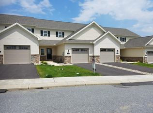 714 Stone Creek Rd, Lancaster, PA 17603