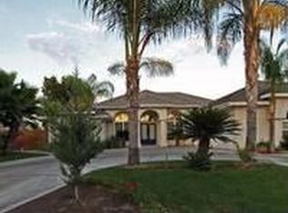 388 S Kingswood Pkwy, Reedley, CA 93654