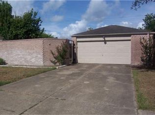 9318 Beringwood Dr, Houston, TX 77083