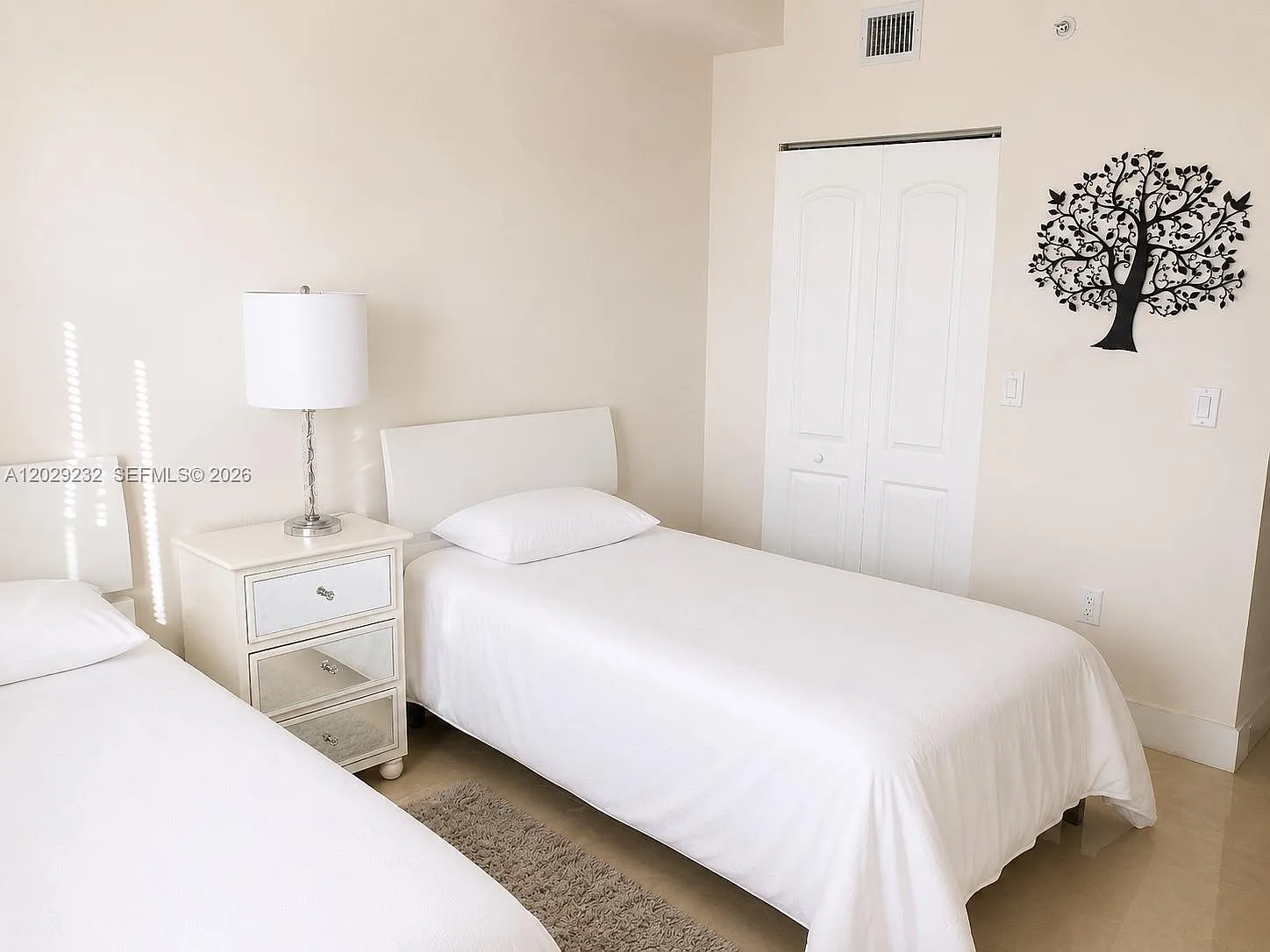 2 bed, 1116 sqft, $3,550 — Photo 4