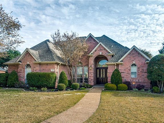 2nd image of 507 Glenbrook Ct