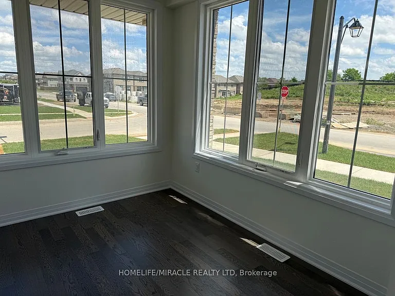 40 Turnbull Dr — Photo 9
