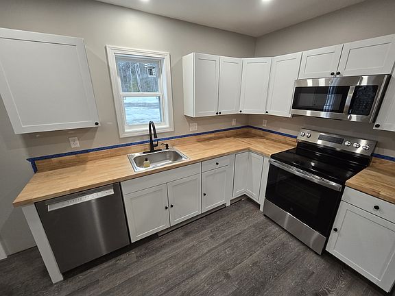 4th image of 17 Harding Way #1