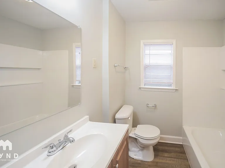 3870 Wordsworth Ave — Photo 15