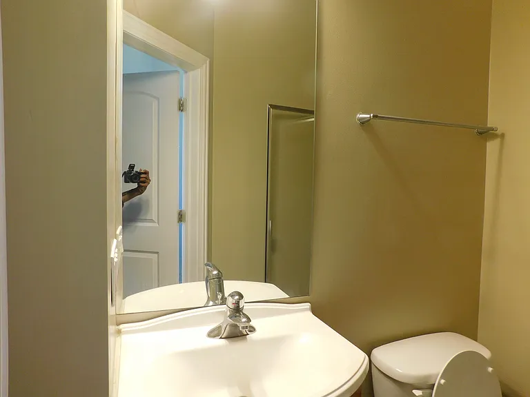 1612 N Nagle Ave #3 — Photo 11