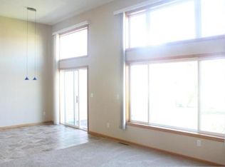 15669 Chasewood Ct, Rosemount, MN 55068