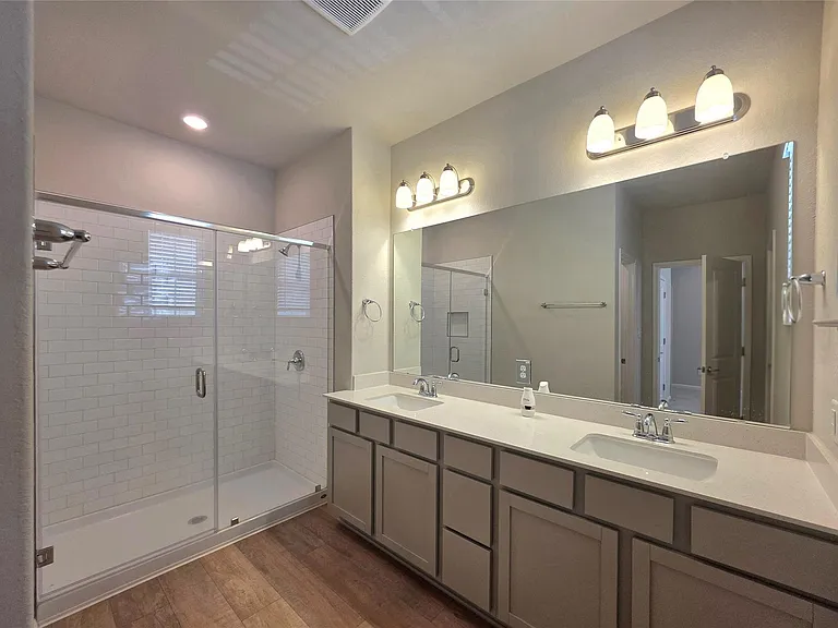 1020 Vista View Dr #302 — Photo 11