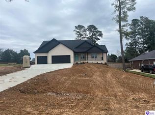 312 Graceland Trl, Elizabethtown, KY 42701