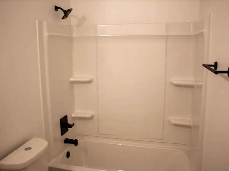 106 Runnels St #B — Photo 14