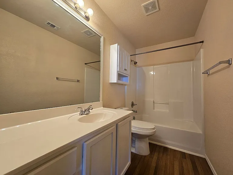 5108 Screaming Eagle Cir — Photo 22