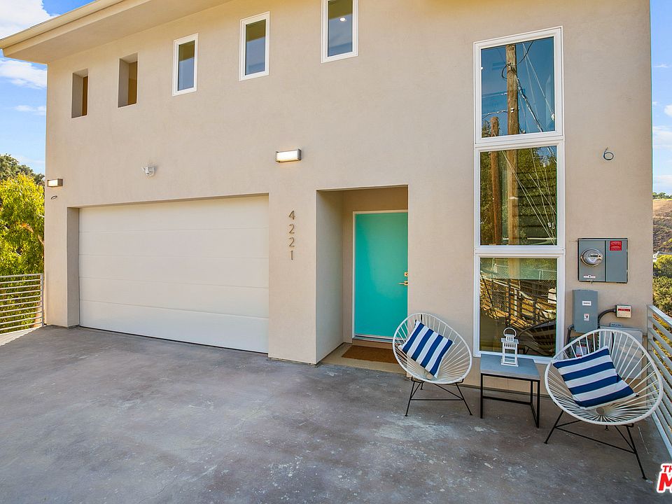 1st image of 4221 Ocean View Dr