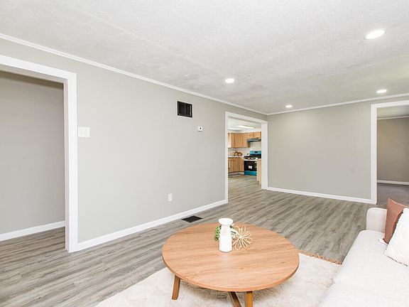 5th image of 58048 Carman Dr