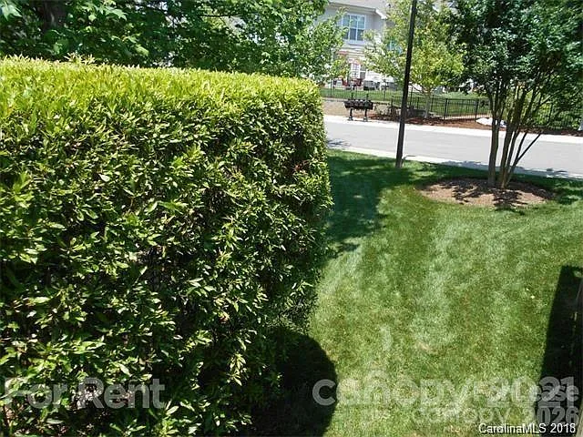 14006 Castle Abbey Ln — Photo 15