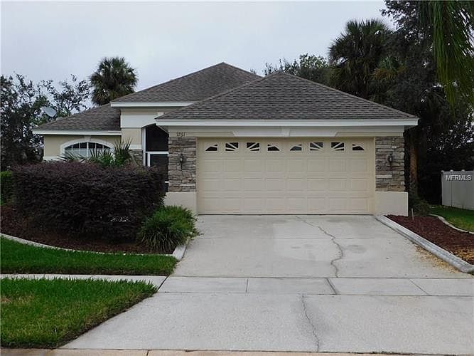 1st image of 1761 Golfview Dr