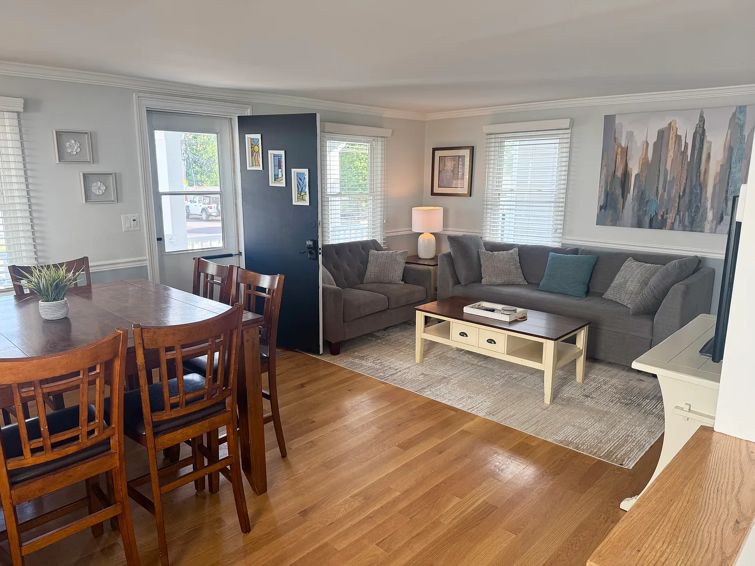 520 18th Ave — Photo 3