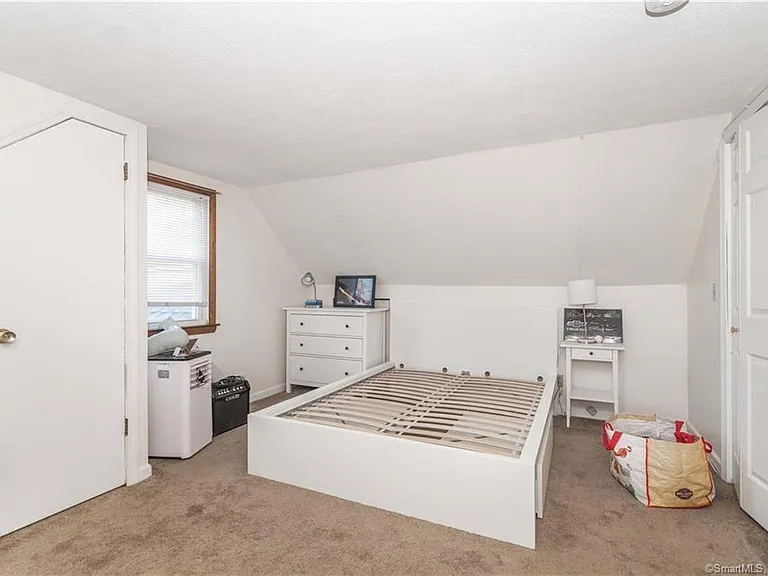 80 Klarman Dr — Photo 19