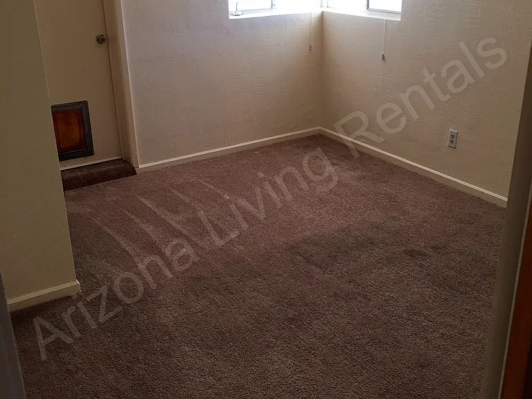 2435 Emerson Ave — Photo 8