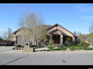 105 S Hillside Dr, Elk Ridge, UT 84651