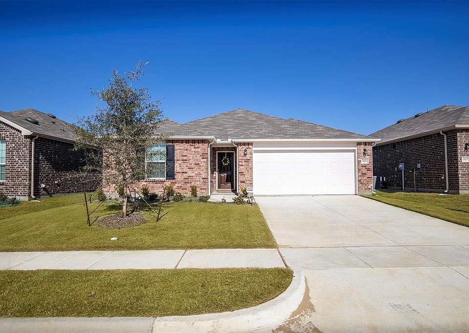 1st image of 1801 Waggoner Dr
