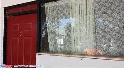 5th image of 940 Park St