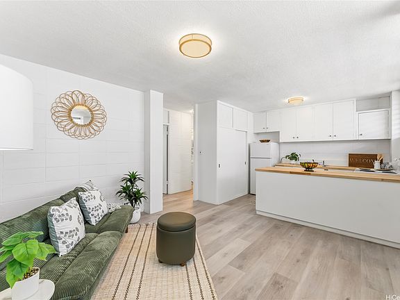 3rd image of 1229 Kokea St APT A203