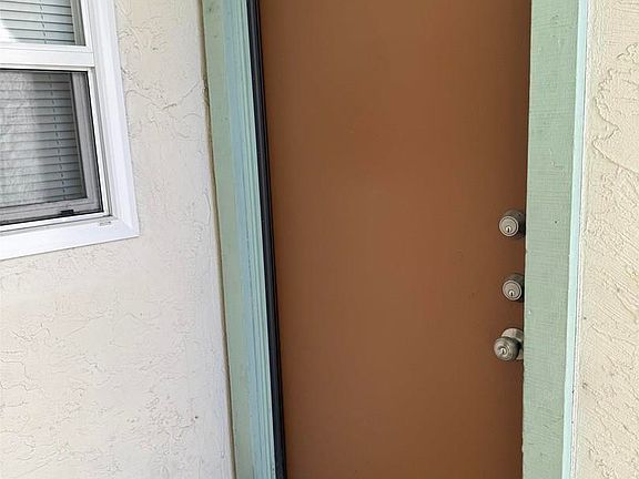 4th image of 423 Gregory Ln APT 30