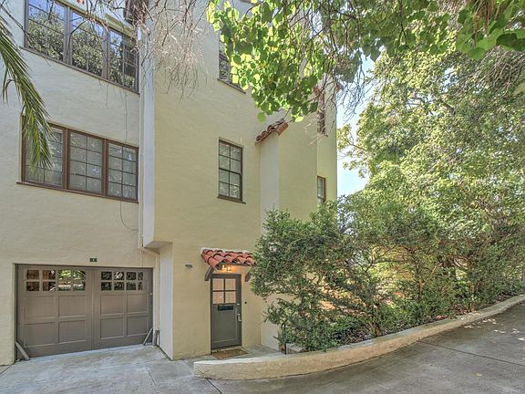 3rd image of 212 Eaton Rd APT 1