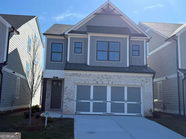 927 Crestmanor Dr, Marietta, GA 30008