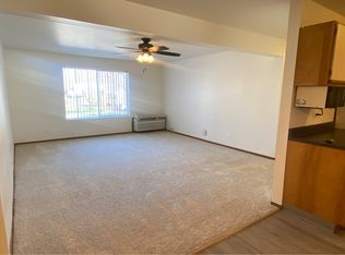 754 N Pioneer Rd #205, Waukegan, IL