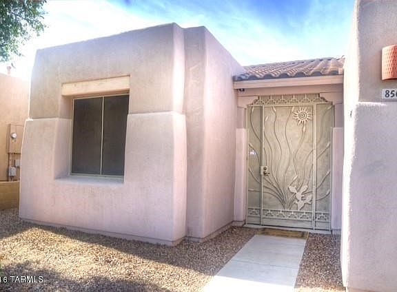 2nd image of 8561 N Rolling River Dr
