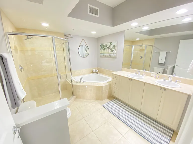 215 NW Flagler Ave #202 — Photo 17