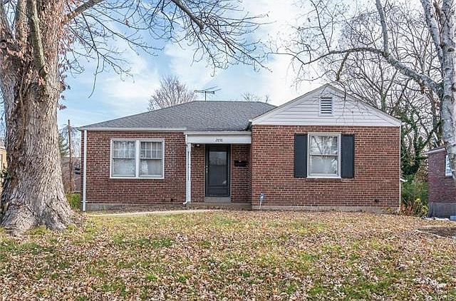 1st image of 2858 Chadwick Dr