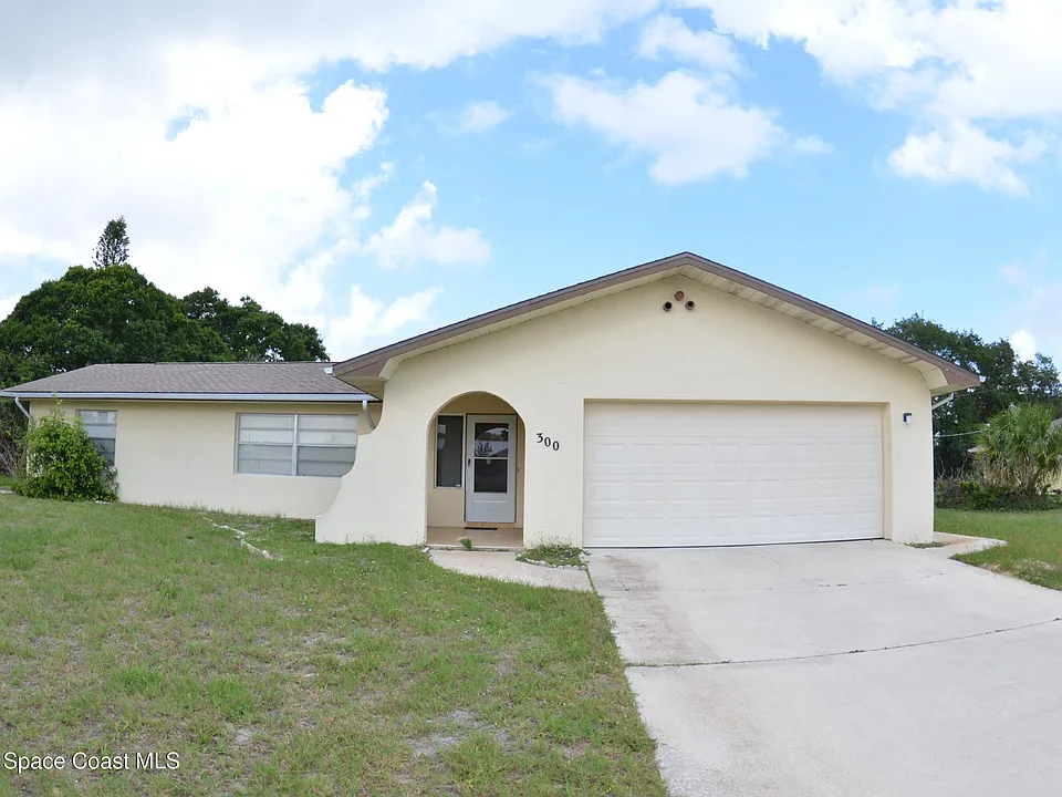 300 Darrow Ave