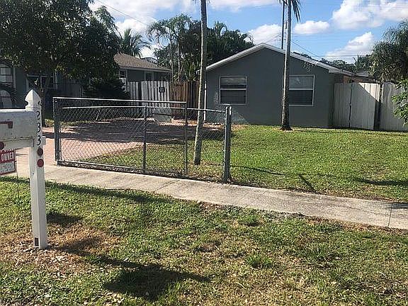 2nd image of 233 Broward Ave
