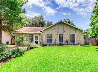 909 Timberwood Dr, Round Rock, TX 78664