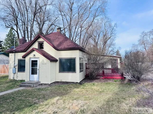 565 Lansing St, Blackfoot, ID 83221