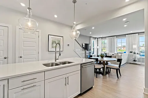 542 Greybull Walk #A Photo 1