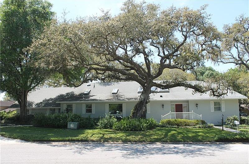 1st image of 9851 Wedgewood Ln