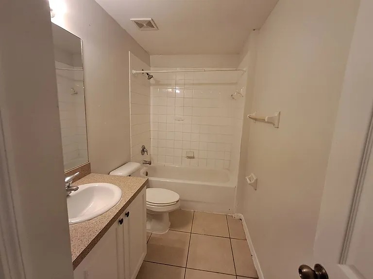 4868 Golfview Blvd — Photo 8