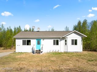 834 N Beaver Lake Rd, Big Lake, AK 99652