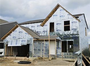 687 Deerhurst Dr, Vandalia, OH 45377