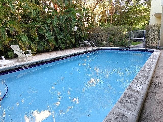 pool