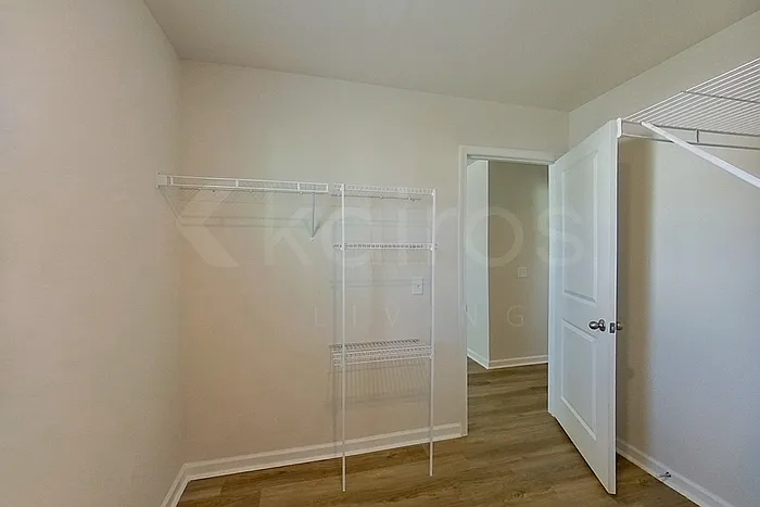 118 Overstreet Way — Photo 11