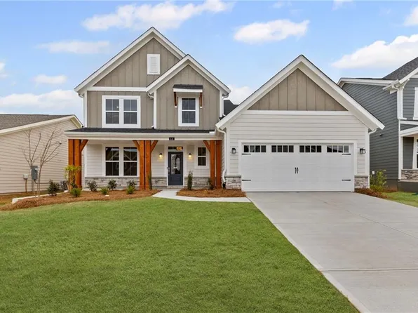 68 Catalpa Grv, Braselton, GA 30517