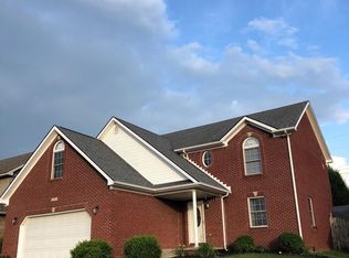 104 Bennett Dr, Nicholasville, KY