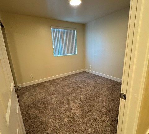 5th image of 132-134 E 109th Pl