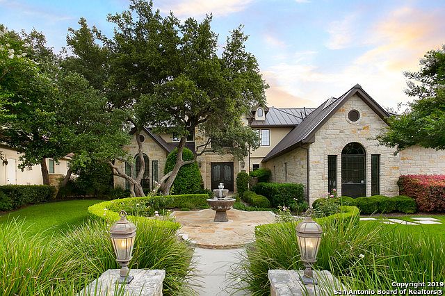 1st image of 374 Regent Cir