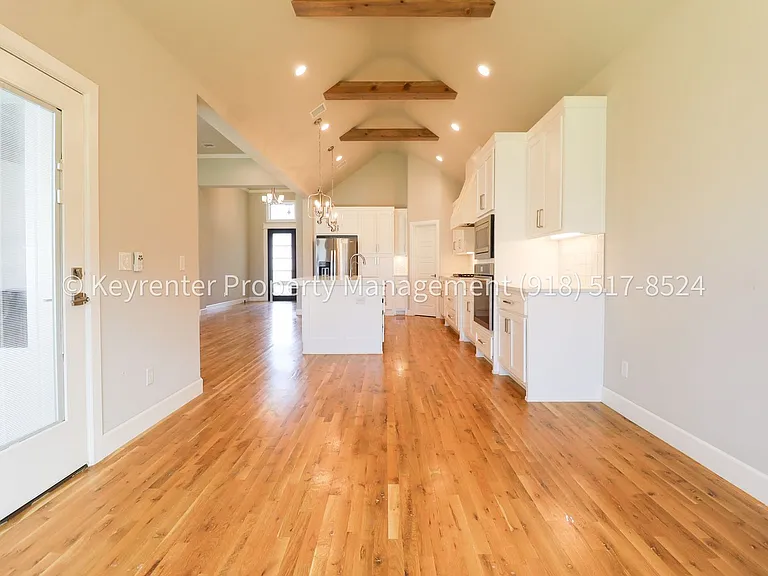 3809 W Union St — Photo 24