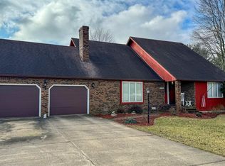 1201 E Kelley Rd, Frankfort, IN 46041