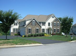 4 Weightman Dr, Malvern, PA 19355